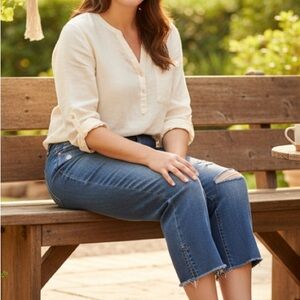 Kate & Charlie Women’s Distressed Cropped Jeans – Size 12 – Raw Hem